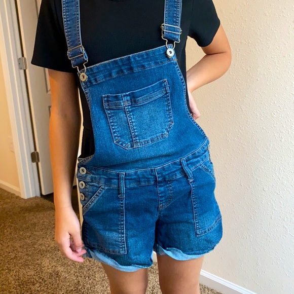 Romper - Picture 2 of 2